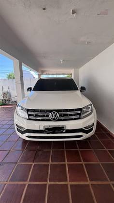VOLKSWAGEN AMAROK 2.0 HIGHLINE ULTIMATE 4X4 CD 16V TURBO INTERCOOLER DIESEL 4P AUTOMÁTICO VOLKSWAGEN AMAROK 2.0 HIGHLINE ULTIMATE 4X4 CD 16V TURBO INTERCOOLER DIESEL 4P AUTOMÁTICO